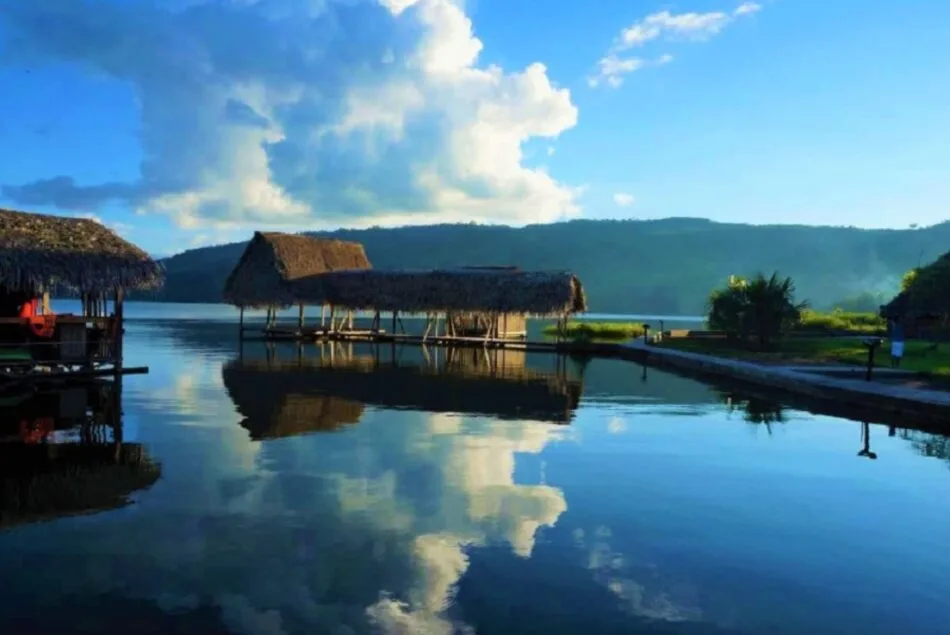Laguna Azul – Sauce